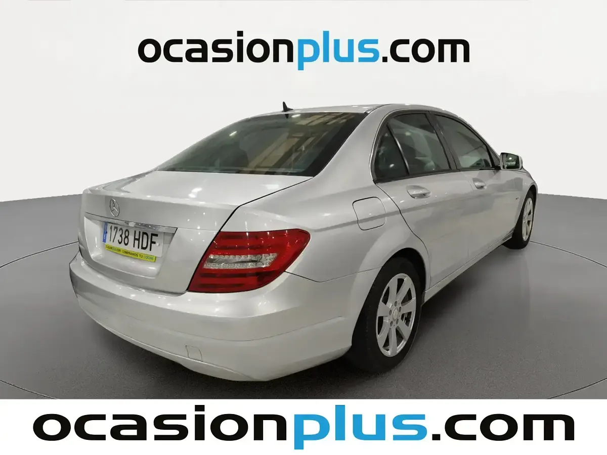Usado Mercedes C180 Edition 156 CV (114 kW) 2011 Plateado Berlina