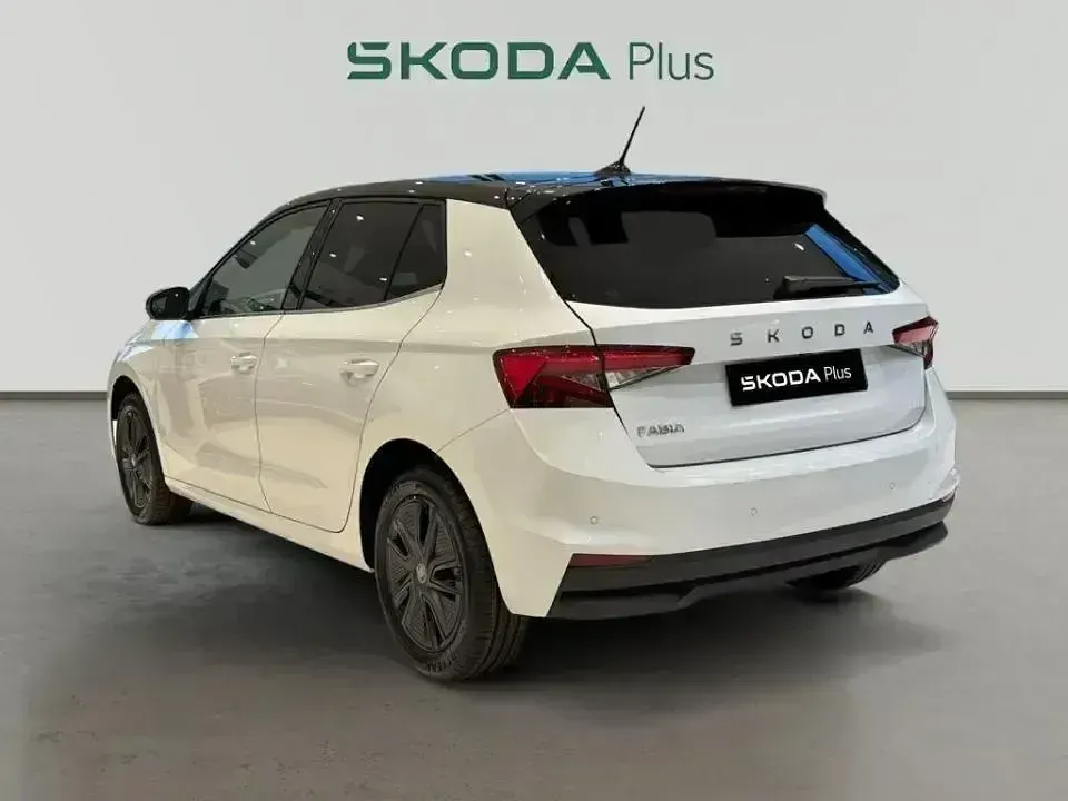 Nuevo Skoda Fabia Selection 116 CV (85 kW) 2025 Blanco Berlina