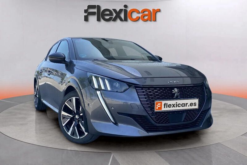 Gris Usado 2020 Peugeot 208 GT-line Utilitario | 13.490 € (Un poco caro) - Imagen 1/4