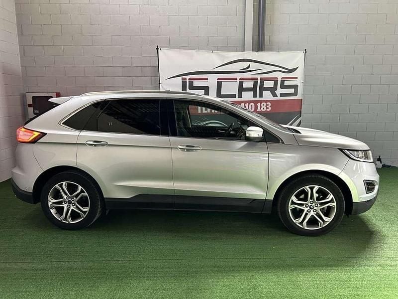 Begagnad Ford Edge Titanium 179 HK (131 kW) 2018 Grå SUV
