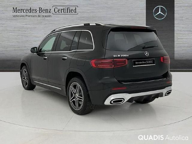 Usado Mercedes GLB200 150 CV (110 kW) 2025 Negro noche SUV