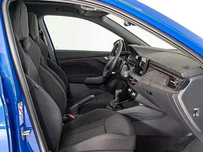 Usado Skoda Kamiq Selection 150 CV (110 kW) 2024 Azul SUV