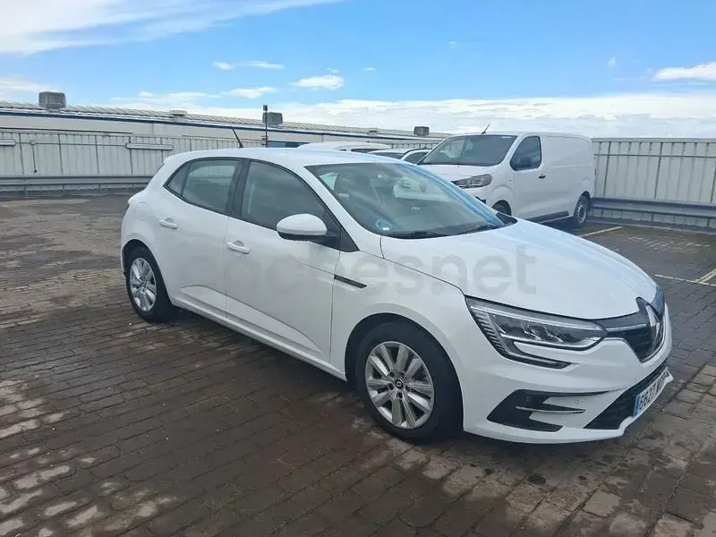 Usado Renault Mégane II Equilibre 140 CV (102 kW) 2022 Blanco Berlina