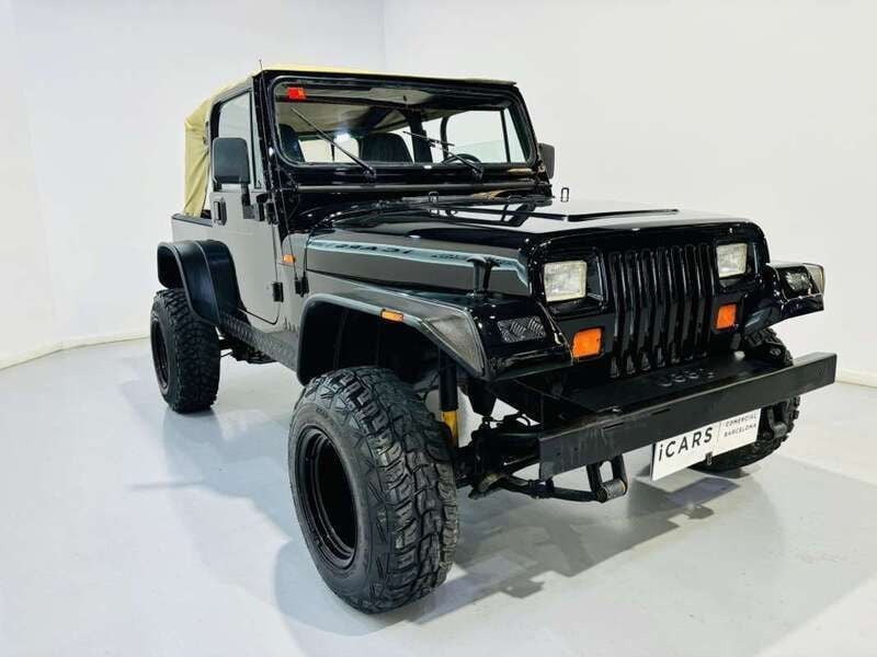 Usado Jeep Wrangler 121 CV (88 kW) 1995 Negro SUV