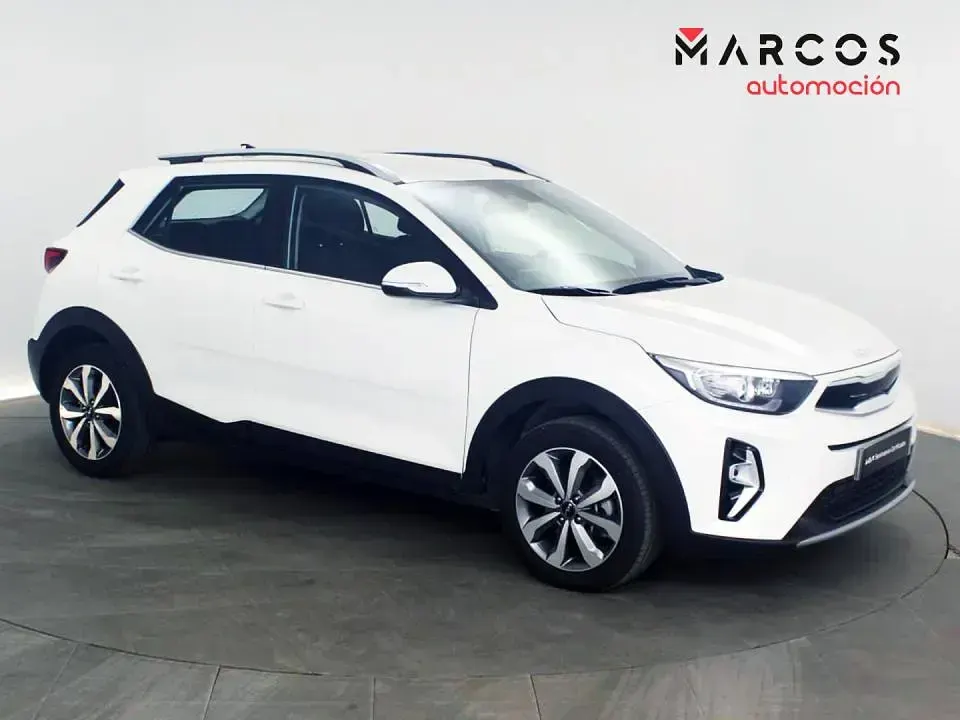 Usado Kia Stonic 100 CV (73 kW) 2025 SUV