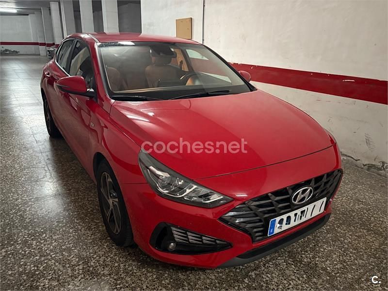 Rojo Usado 2021 Hyundai i30 Familiar | 16.300 € (Super precio) - Imagen 1/4