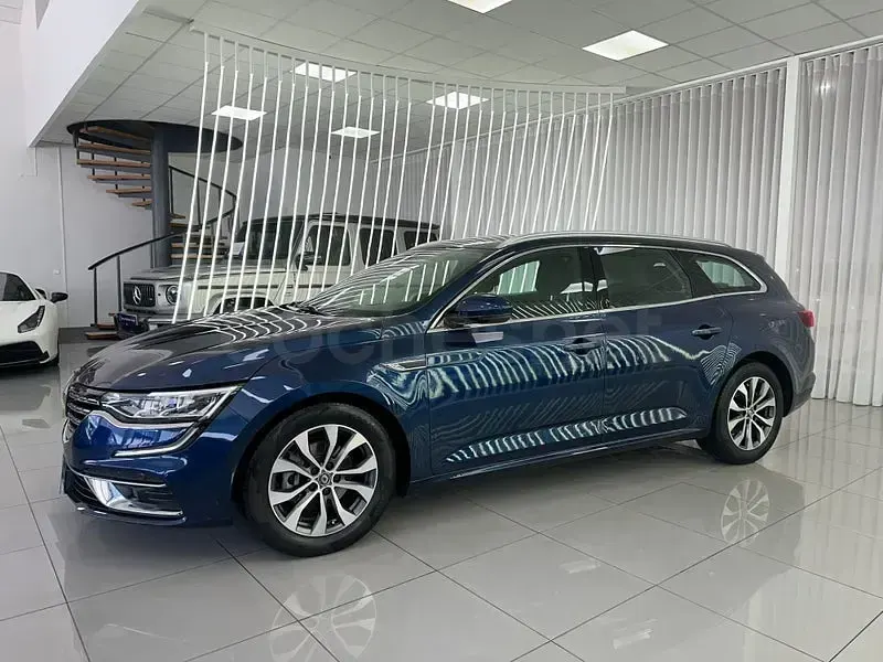 Usado Renault Talisman Business 120 CV (88 kW) 2021 Azul Familiar