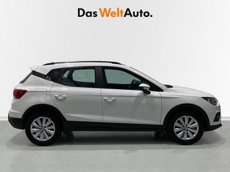 Usado Seat Arona Style 115 CV (84 kW) 2020 Blanco SUV