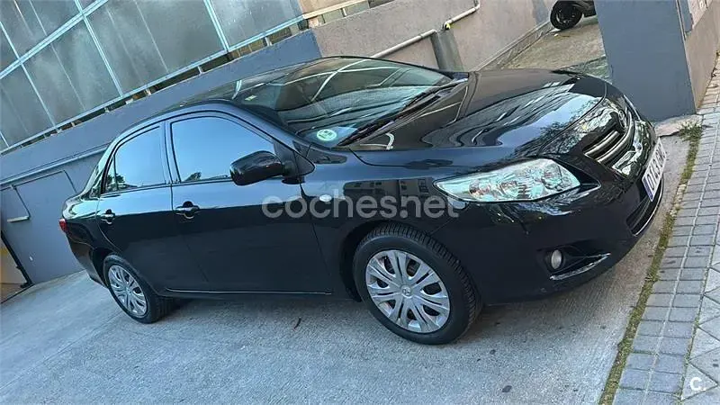 Usado Toyota Corolla Sol 116 CV (85 kW) 2008 Negro Berlina