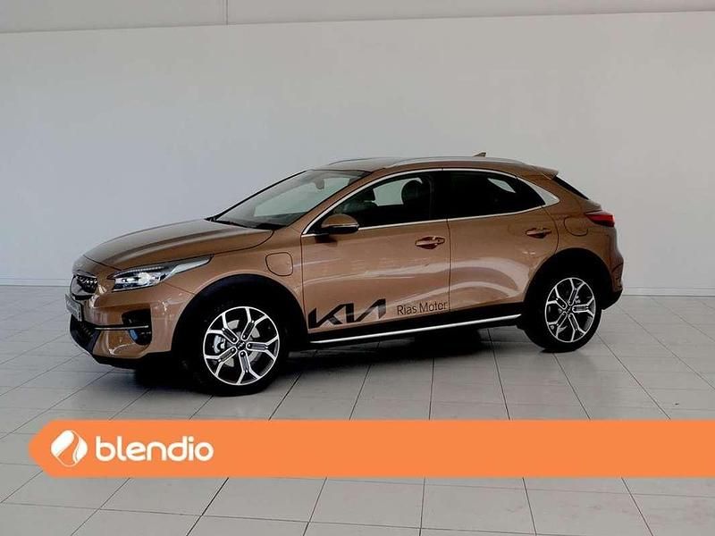 Bronce Usado 2023 Kia XCeed SUV | 25.290 € (Caro) - Imagen 1/4