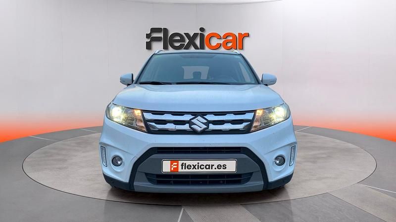Usado Suzuki Vitara GLX 120 CV (88 kW) 2017 Blanco SUV