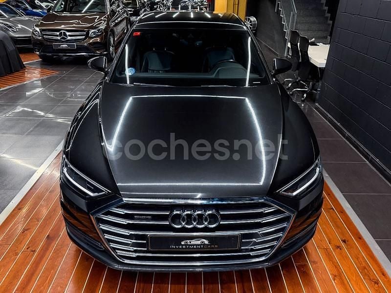 Usado Audi A8 Ambiente 286 CV (210 kW) 2019 Gris / plata Berlina