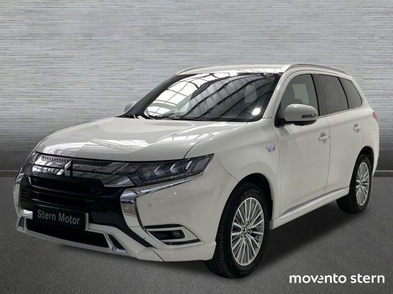 Blanco Usado 2019 Mitsubishi Outlander P-HEV SUV | 20.900 € (Precio justo) - Imagen 1/4