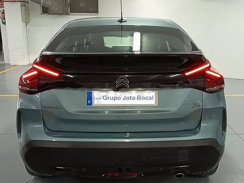 Usado Citroën C4 Feel 110 CV (80 kW) 2022 Azul Berlina