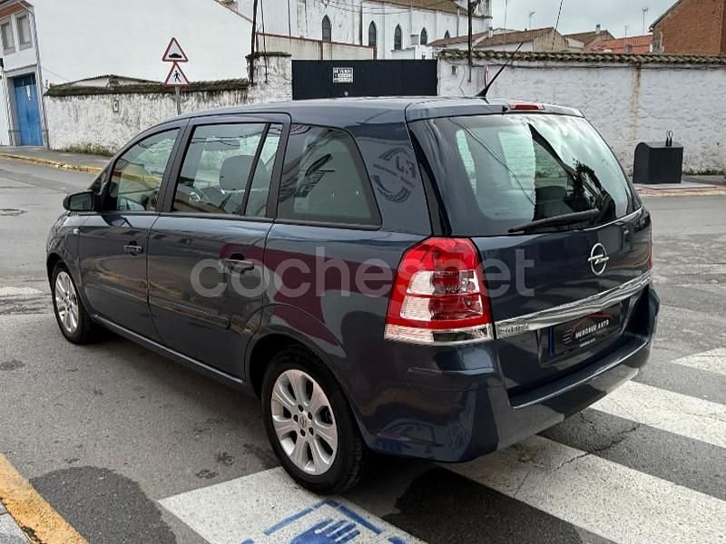Usado Opel Zafira Energy 110 CV (80 kW) 2009 Gris / plata Monovolumen
