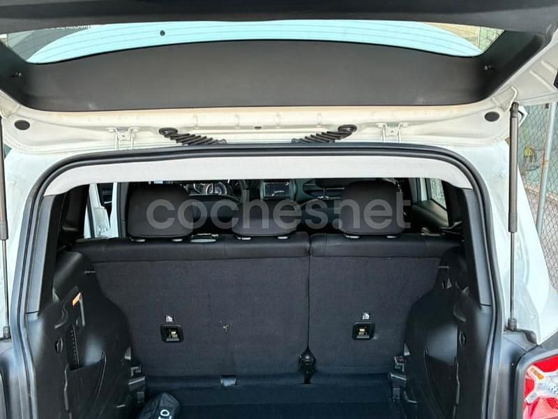 Usado Jeep Renegade Altitude 130 CV (95 kW) 2024 Blanco SUV