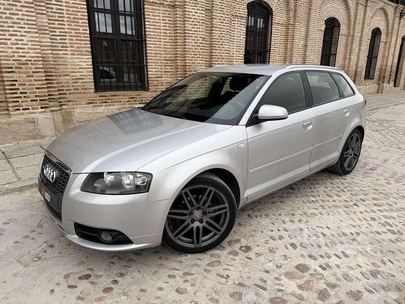 Usado Audi A3 Sportback S-Line 140 CV (102 kW) 2008 Gris Utilitario