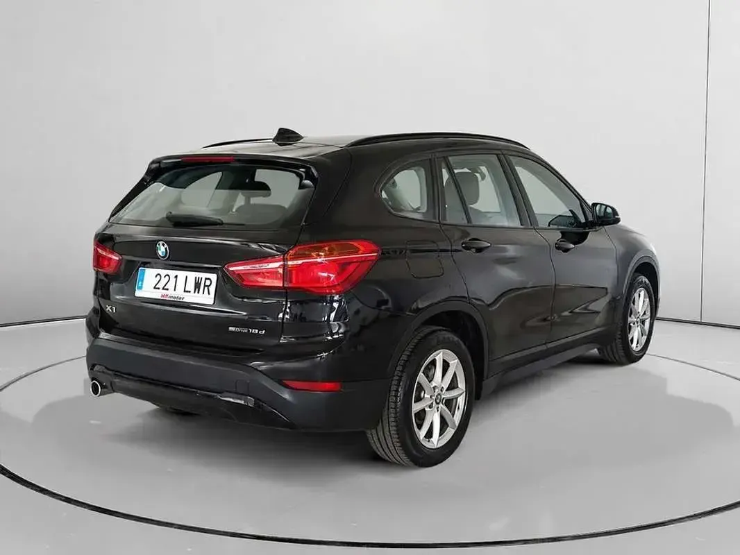 Usado BMW X1 Performance 116 CV (85 kW) 2022 Negro SUV