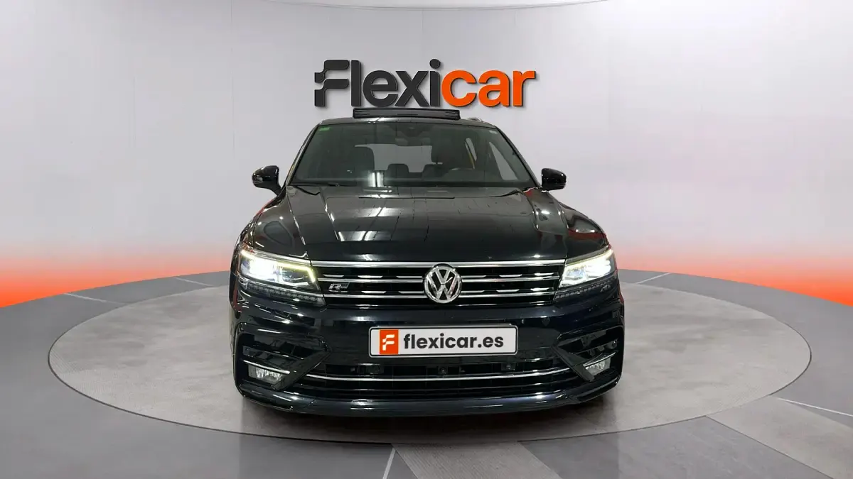 Usado VW Tiguan Sportline 150 CV (110 kW) 2018 Negro SUV