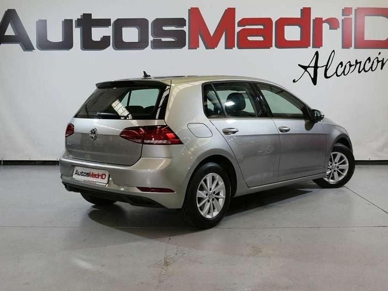 Usado VW Golf VII Edition 116 CV (85 kW) 2020 Gris Utilitario