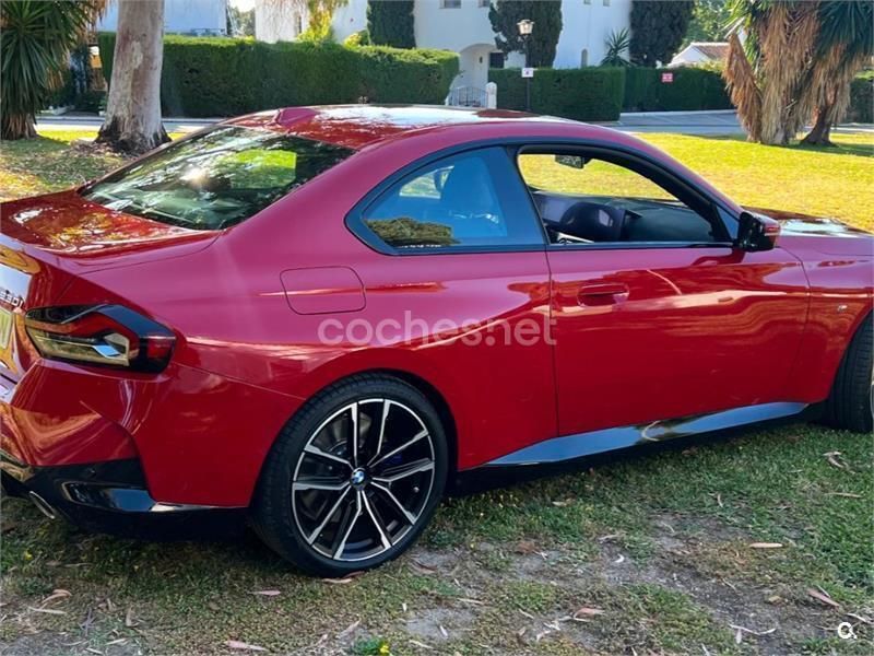 Rojo Usado 2023 BMW 230 Coupe | 44.000 € (Un poco caro) - Imagen 1/4