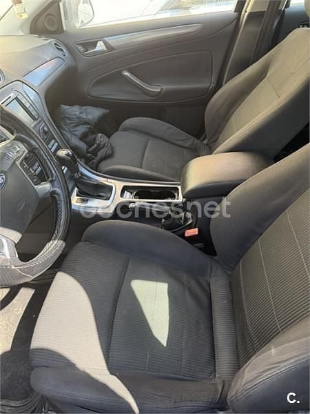 Usado Ford Mondeo Titanium S 163 CV (119 kW) 2012 Negro Berlina