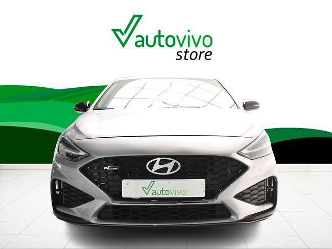 Nuevo Hyundai i30 N Line 96 CV (70 kW) 2025 Gris Berlina