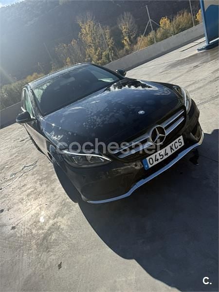 Usado Mercedes C180 AMG line 156 CV (114 kW) 2015 Negro Berlina