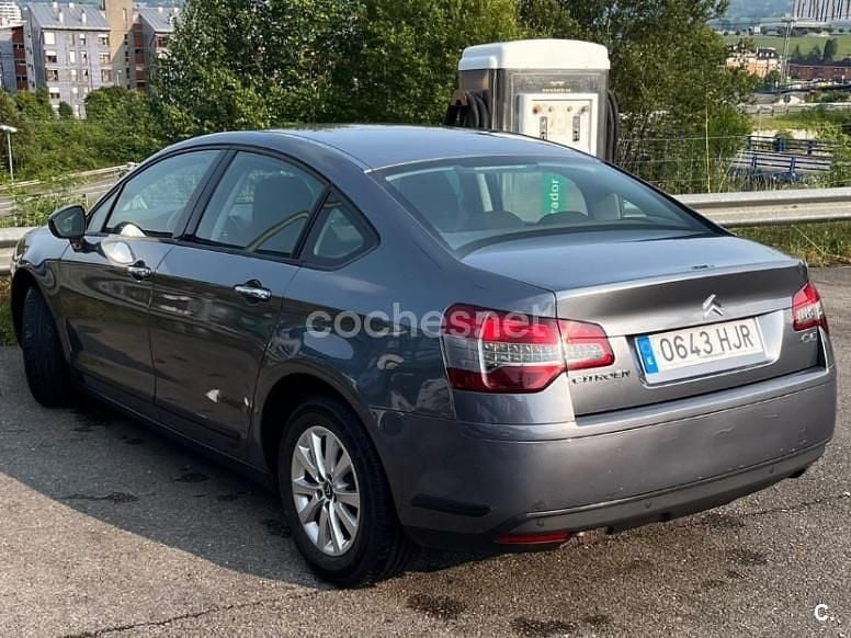 Usado Citroën C5 Business Class 112 CV (82 kW) 2012 Gris / plata Berlina