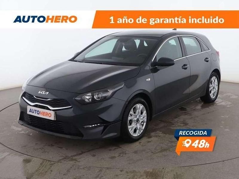 Gris Usado 2023 Kia Ceed Utilitario | 17.142 € (Precio justo) - Imagen 1/3