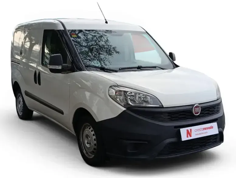 Usado Fiat Doblò 90 CV (66 kW) 2017 Blanco Monovolumen