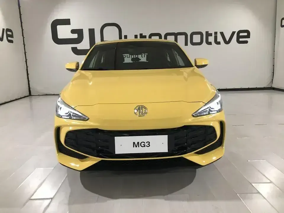 Nuevo MG MG3 Comfort 116 CV (85 kW) 2025 Amarillo Utilitario