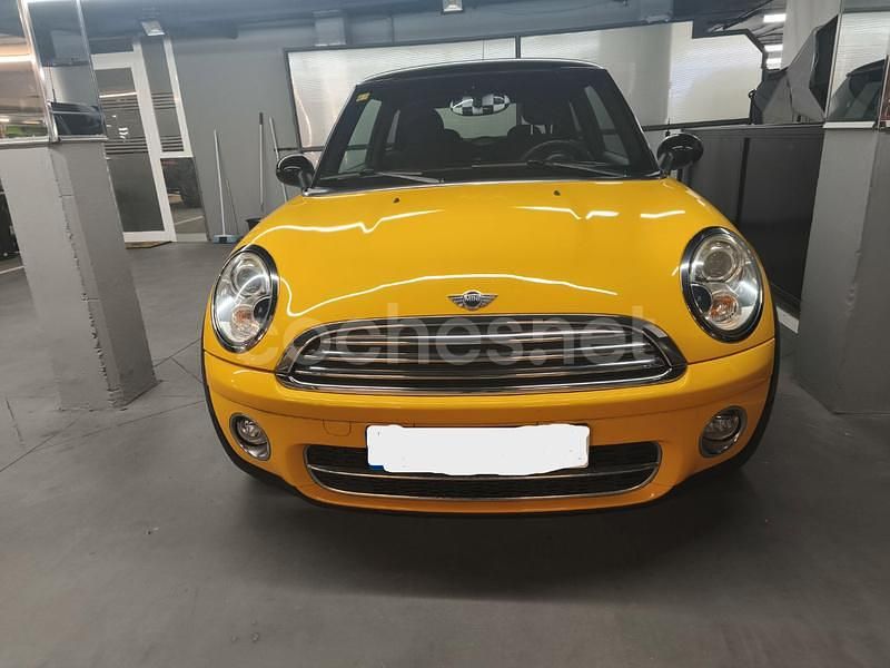 Usado Mini Cooper D 110 CV (80 kW) 2007 Amarillo Utilitario