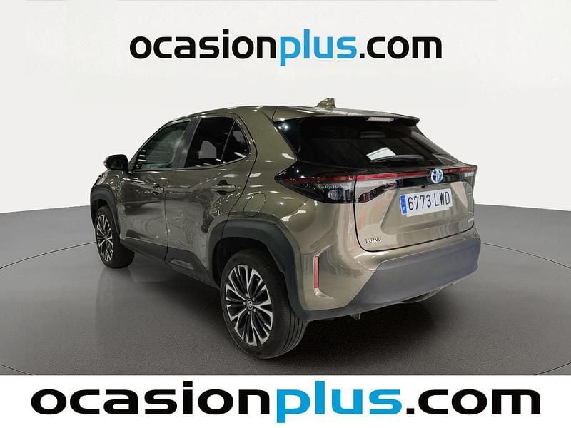 Usado Toyota Yaris Cross Style 116 CV (85 kW) 2022 Gris SUV