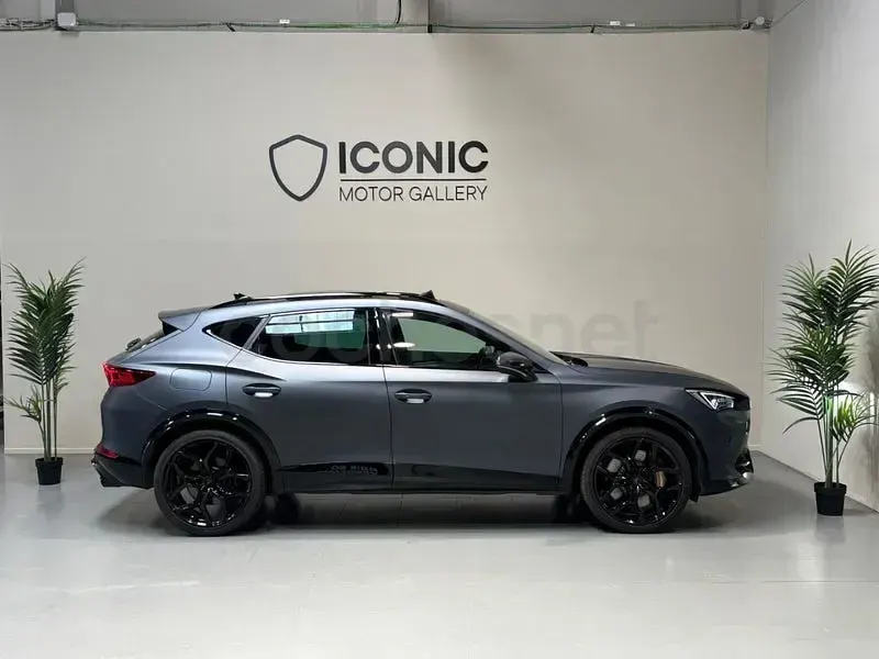 Usado Cupra Formentor VZ 390 CV (286 kW) 2023 Gris / plata SUV