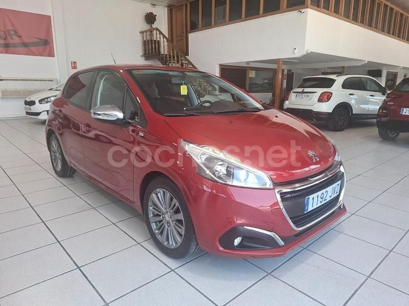 Rojo Usado 2016 Peugeot 208 Style Utilitario | 10.500 € (Caro) - Imagen 1/4