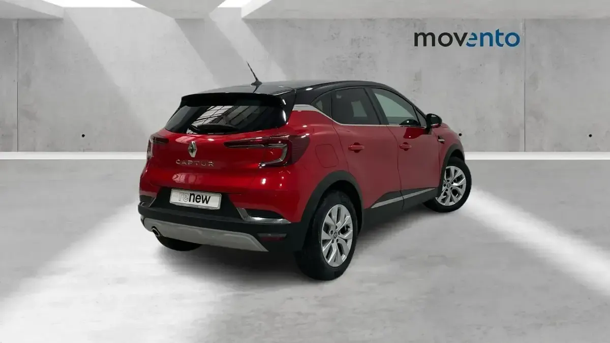 Usado Renault Captur Zen 100 CV (73 kW) 2021 Rojo SUV