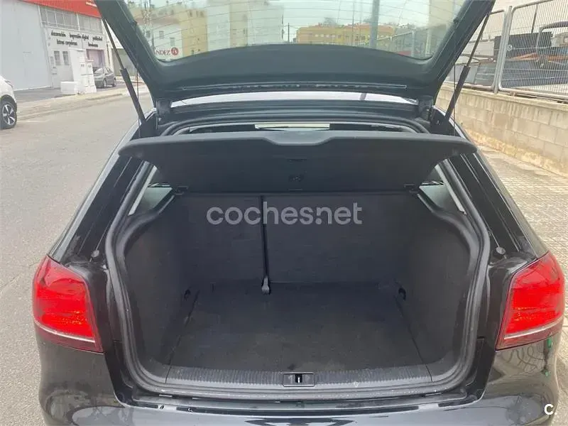 Usado Audi A3 Ambition 160 CV (117 kW) 2010 Negro Utilitario
