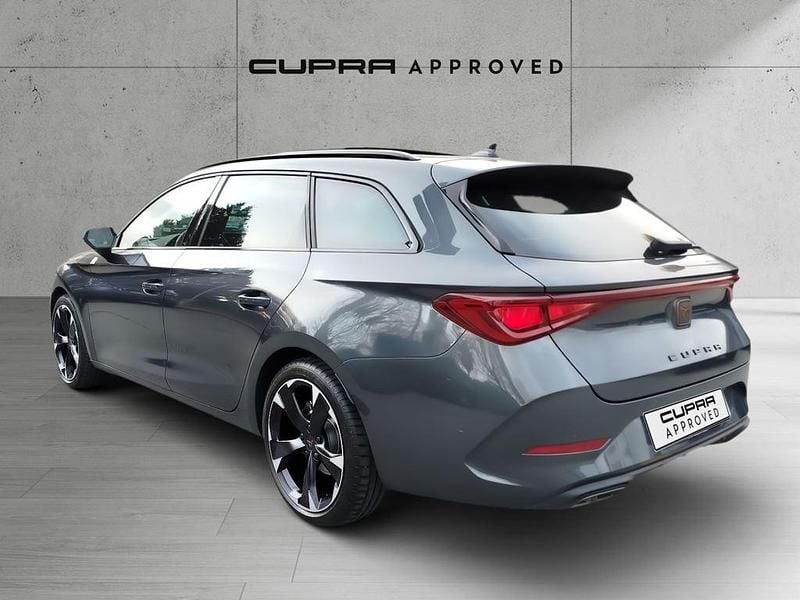 Usado Cupra Leon 150 CV (110 kW) 2024 Gris Familiar
