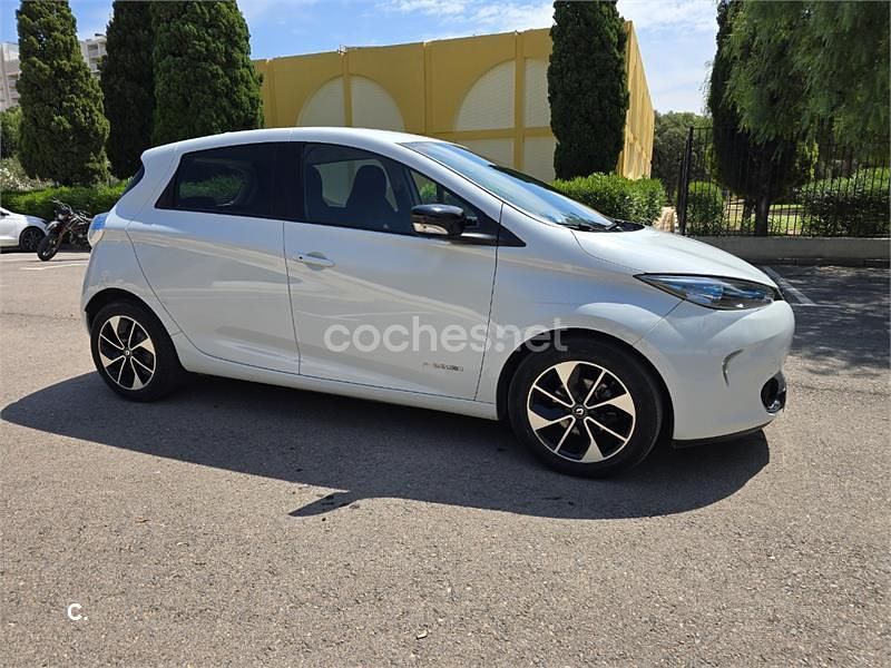 Usado Renault Zoe Bose Edition 64 kW (88 CV) 2016 Eléctrico Utilitario