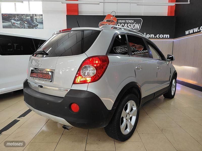 Usado Opel Antara Cosmo 150 CV (110 kW) 2007 Plateado SUV