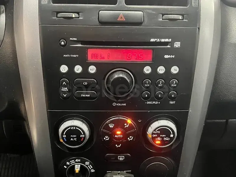 Usado Suzuki Grand Vitara 129 CV (94 kW) 2008 Blanco SUV