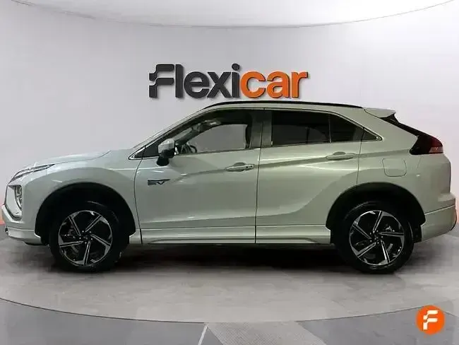 Usado Mitsubishi Eclipse Cross 188 CV (138 kW) 2023 Blanco SUV