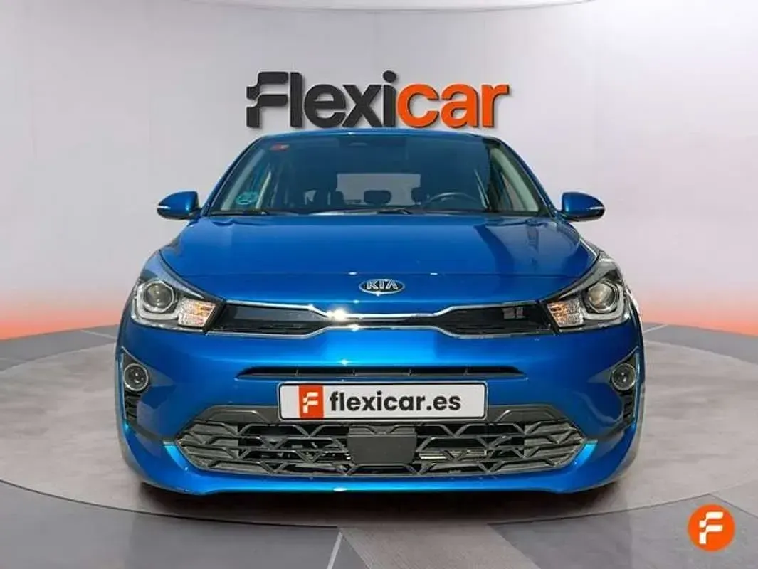 Usado Kia Rio 84 CV (61 kW) 2021 Azul Utilitario