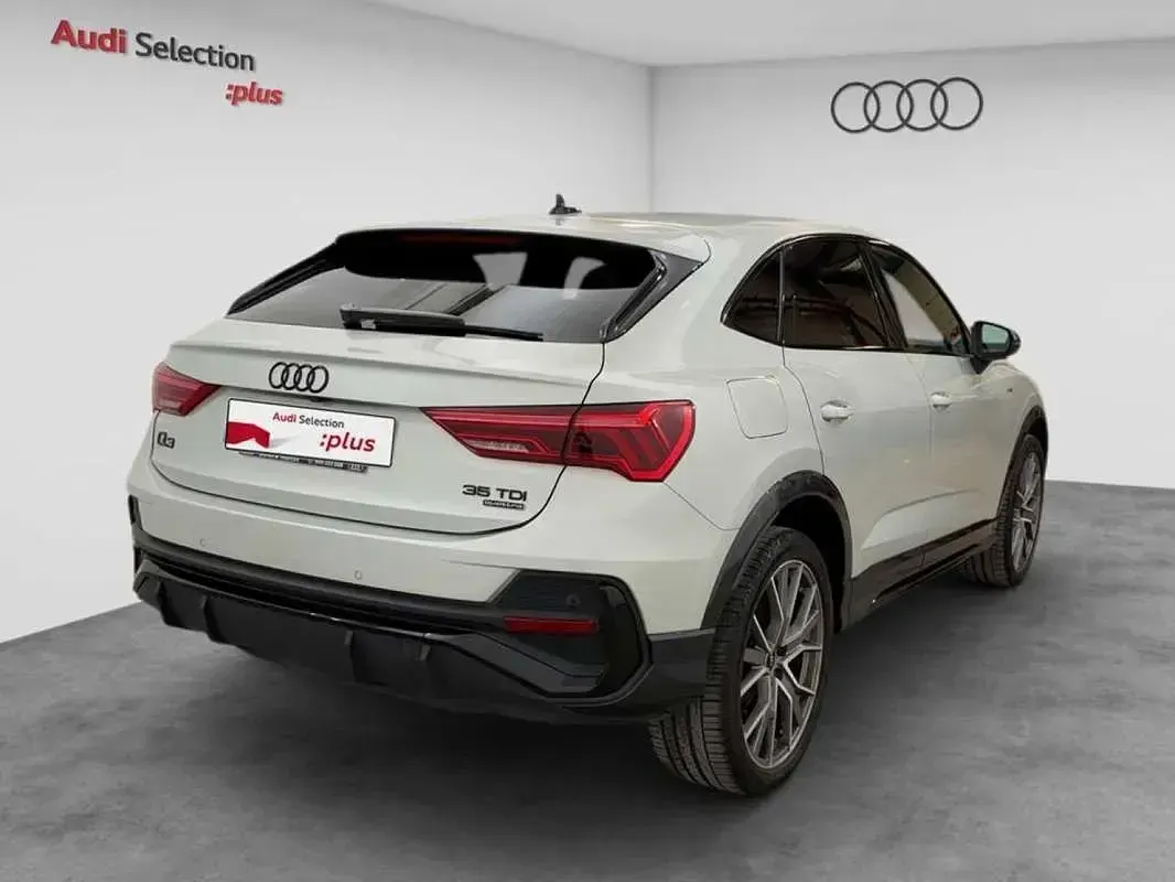 Usado Audi Q3 Sportback S-Line 150 CV (110 kW) 2022 Gris SUV