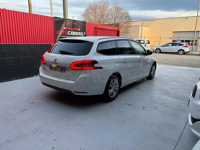Usado Peugeot 308 SW Style 120 CV (88 kW) 2016 Blanco Familiar