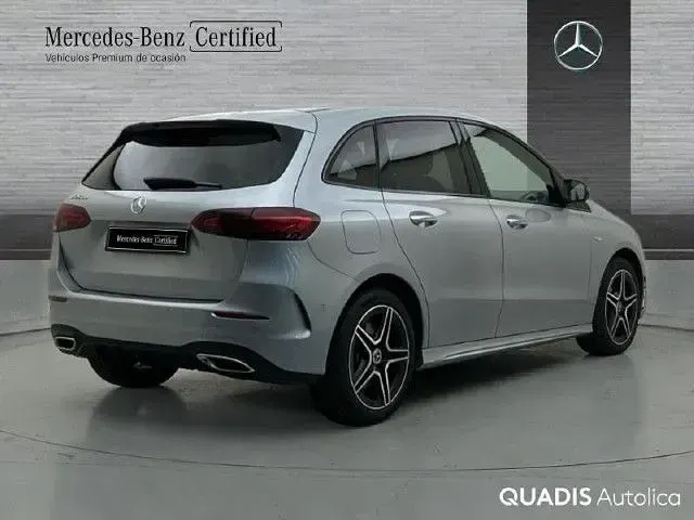 Usado Mercedes B250e 218 CV (160 kW) 2025 Plata hightech Monovolumen