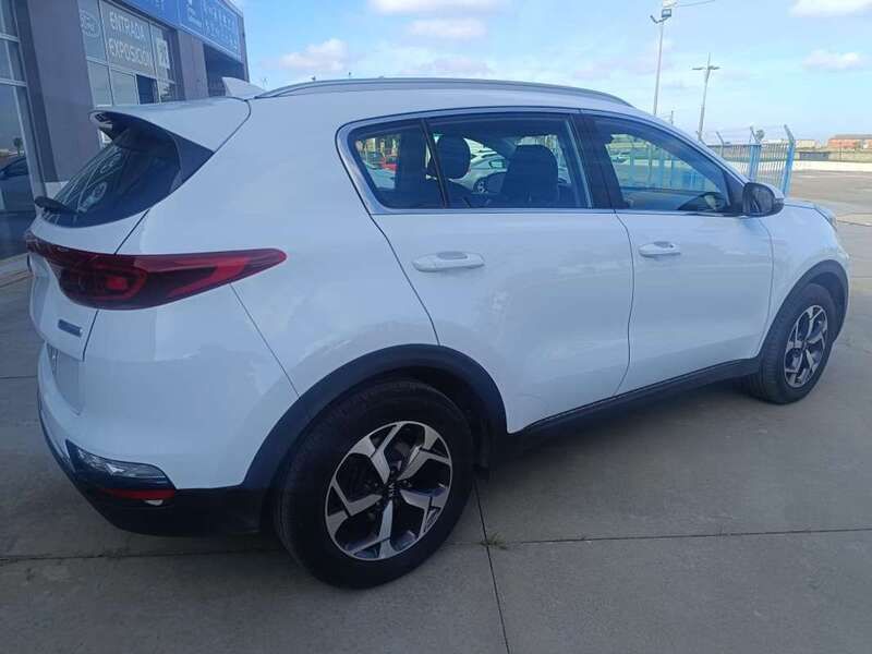Usado Kia Sportage 136 CV (100 kW) 2021 Blanco SUV