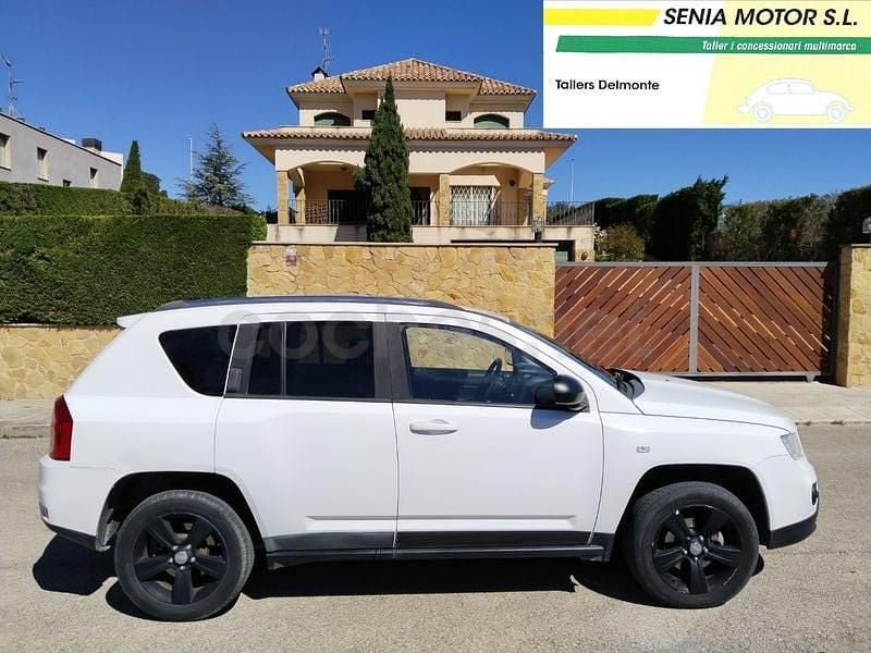 Occasion Jeep Compass Sport 136 ch (100 kW) 2012 Blanc SUV