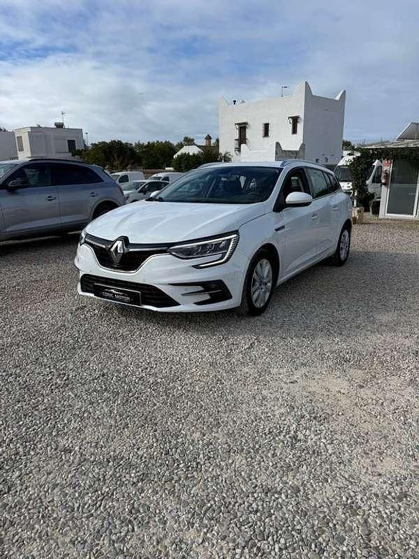 Usado Renault Mégane GrandTour Business 116 CV (85 kW) 2021 Blanco Familiar